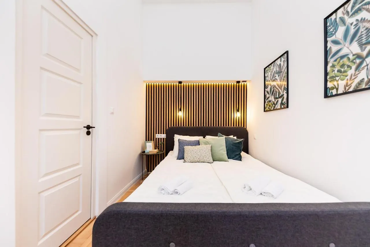 Kiraly Downtown Apartment Budapest Hungary