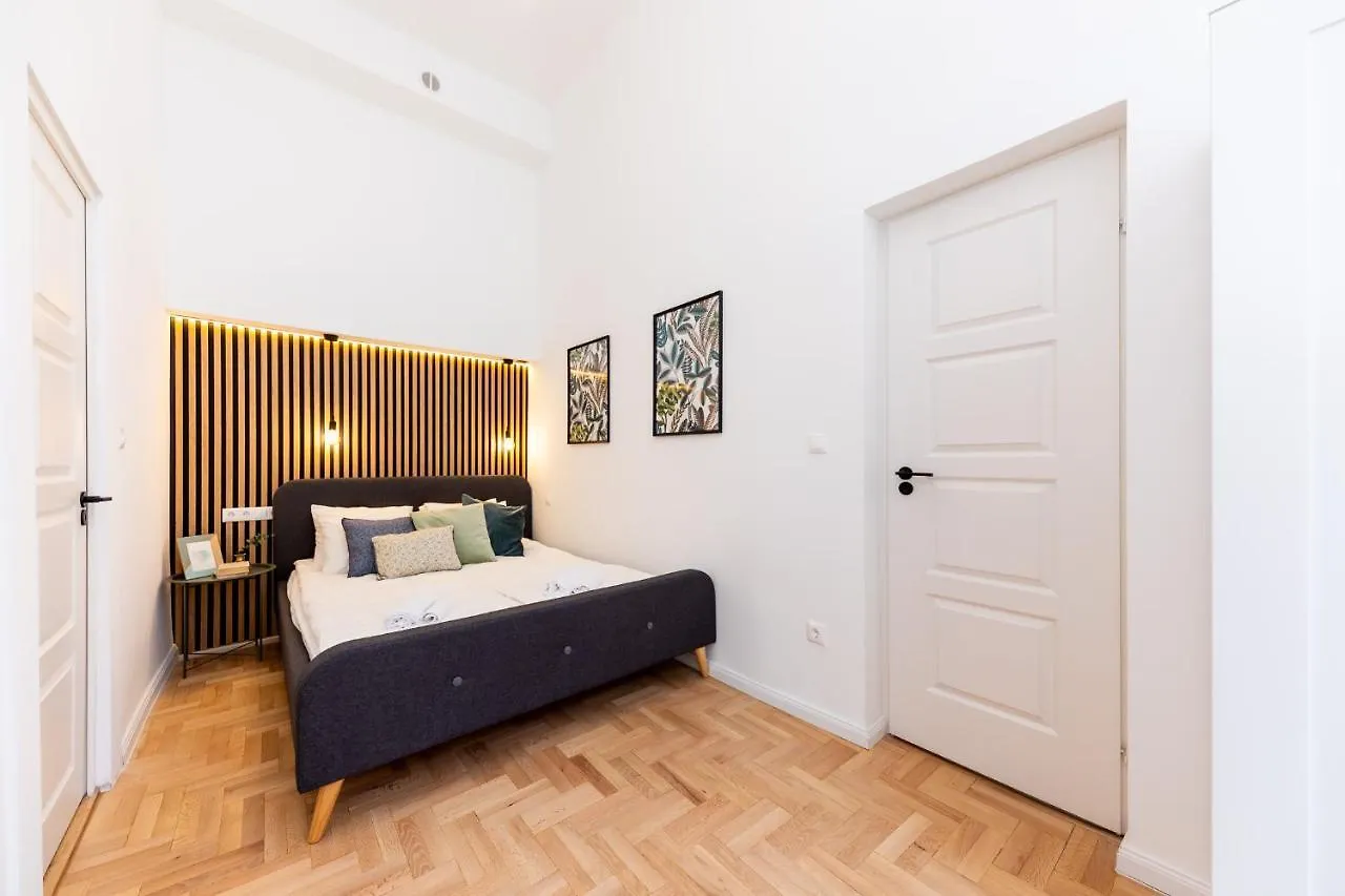 Kiraly Downtown Apartment Budapest